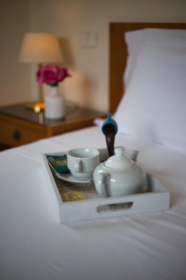 Hotel Sporting 바스토 외부 사진